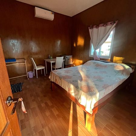 Baanlungmong Hotel Ко Мак Екстериор снимка